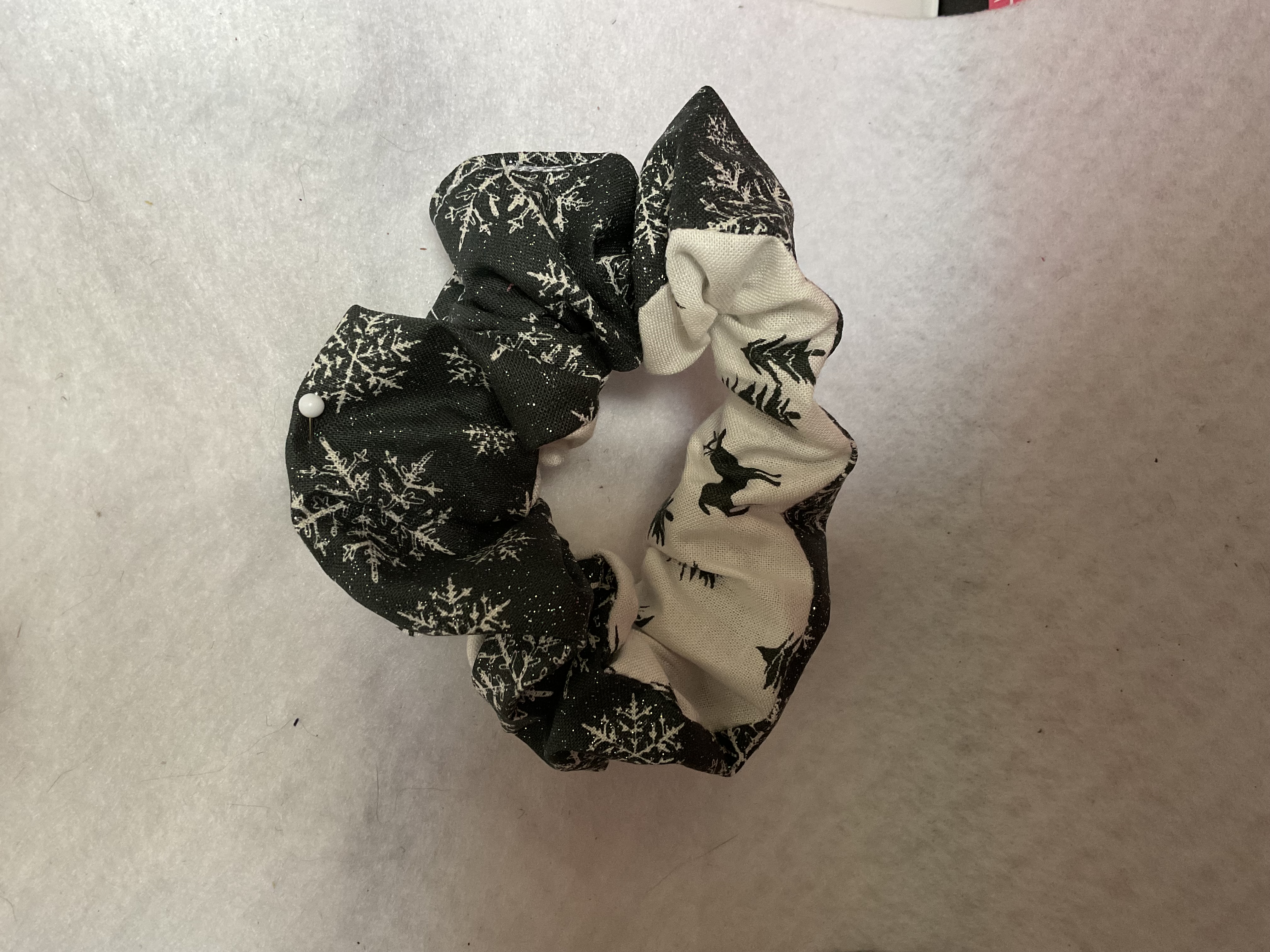 a scrunchie with Deer on it.